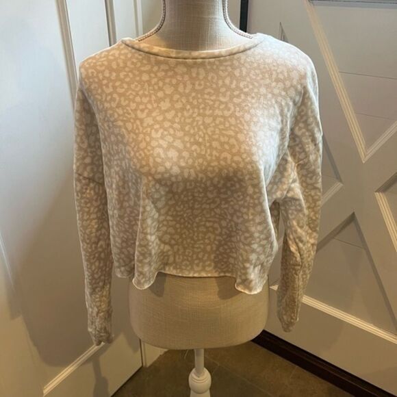 Colsie Shirt Size Small Great Condition leopard print - Picture 5 of 7